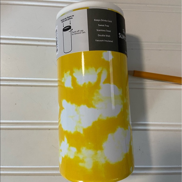 Cambridge 12 oz. Insulated Cooler Fits Standard 12 oz. Slim Cans New with Tags. - Picture 2 of 4